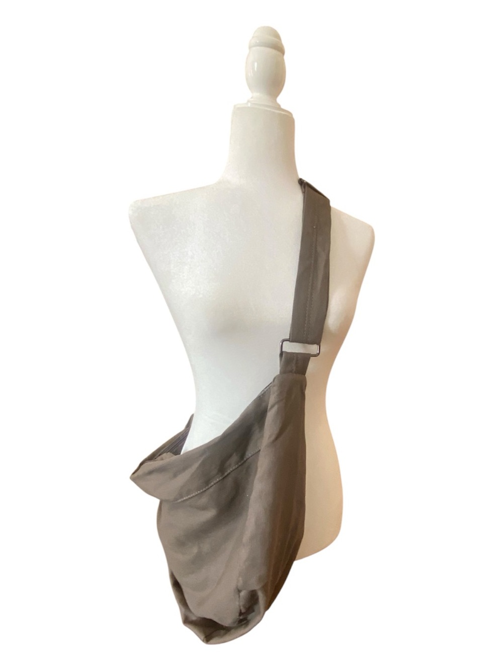 Minimalist Taupe Gray Slouchy Crossbody Hobo Bag Adjustable Strap Shoulder Bag